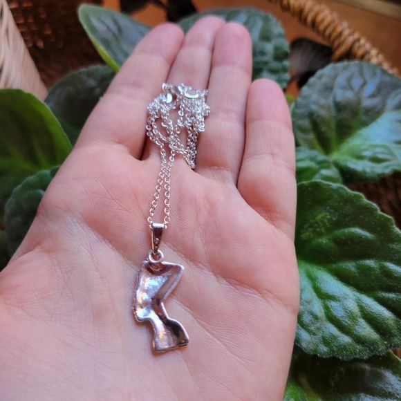 New Handmade Egyptian Queen Necklace - Picture 5 of 16